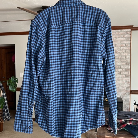 American Eagle Medium Blue and Black Plaid Button Down - Picture 4 of 4